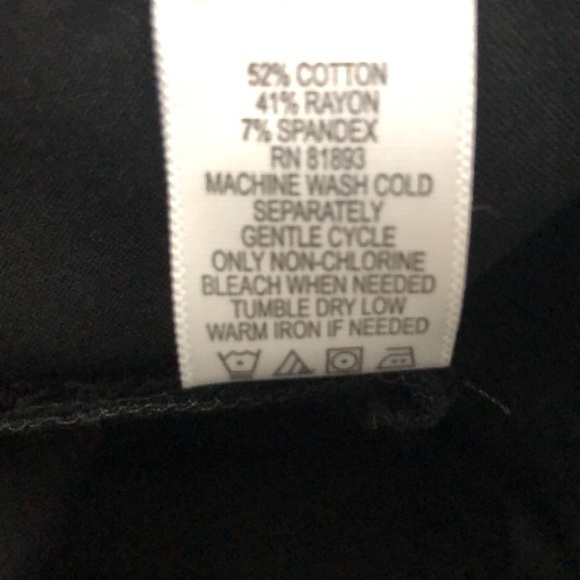 ISAAC MIZRAHI Live Black Pants - Picture 7 of 10